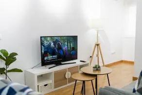 Centrally located apartment 12 minutes from the beach. - Image 3