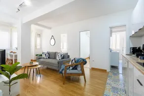 Centrally located apartment 12 minutes from the beach. - Image 4