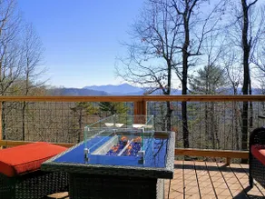 Angels Nest Mountain View! HotTub, modern Retreat! - Image 4