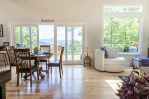 Angels Nest Mountain View! HotTub, modern Retreat! - Image 3