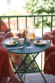 Art & Table at Petit Saint-Jean - Image 2