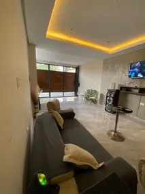 Luxurious 2-story apartment with a Jacuzzi - Image 3