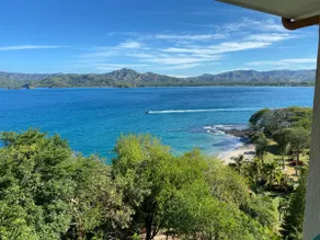Beach Front Penthouse with Amazing Views - Image 5