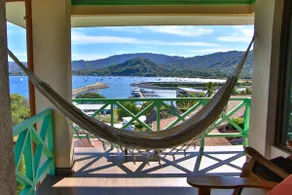 Beach Front Penthouse with Amazing Views - Image 3