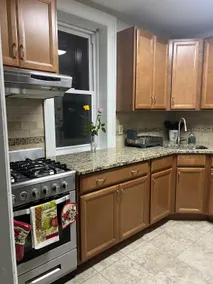 15 Min to NYC | Private 1 BR Apartment + Patio - Image 2