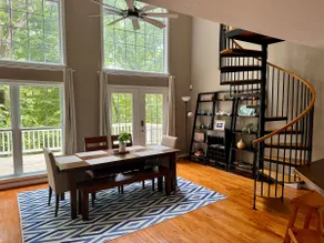 Lake Life: Quiet, Convenient & Spacious - Image 4