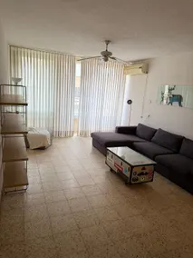 Coastal Bliss: Central One-Bedroom Haven - Image 3