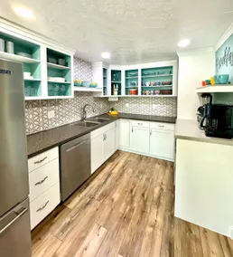 Downtown Boho Suite - Image 4