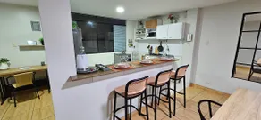 Cozy 2nd floor apartment with garage, 20 min from the airport - Image 3