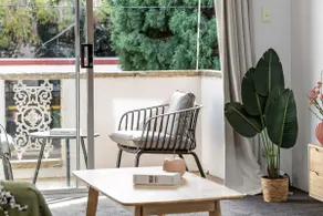 Cosy & Convenient Place with Free Parking - Image 2
