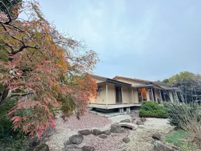 Modern Japanese house with special lighting/3300 m² mixed wood garden/BBQ tool rental available for a fee/Simmons beds/ - Image 2