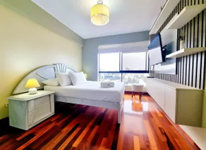 E°| Golf View Suite | Embassy Area | 1804 1B - Image 3