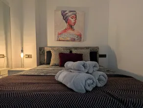 Design Flat by North Train Station - Image 5