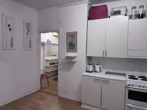 1BR Demure Design & Urban Living in Kamppi - Image 4