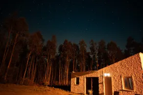 Luxury Romantic Retreat with Hot Tub & Pool - Image 3