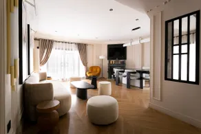 Luxury Suite Marais Boulevard Saint Denis - Merveil - Image 3