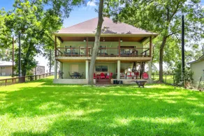 Beautiful Lakefront Cabin Something For Everyone - Image 5