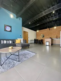 Modern, super comfortable, A/C, terrace and parking - Image 2