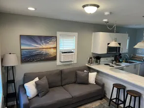 1 bed close to historic downtown - Image 2