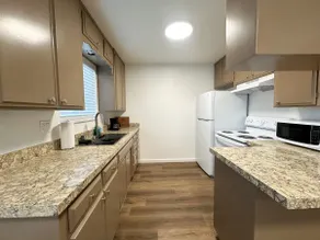 Updated Modesto apartment #2 - Image 3