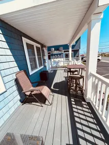 Cozy Condo by the Sea - Modern * Parking * Porch - Image 3