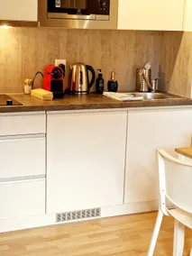 4th floor apartment with 2 bedrooms - Image 4