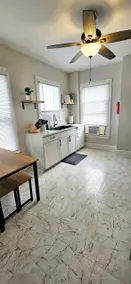 Entire Upper Level 2 BDRM Duplex - Image 3