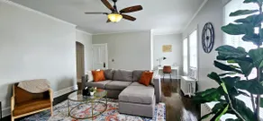 Entire Upper Level 2 BDRM Duplex - Image 2