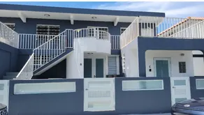 Shared Pool Apartment in Levittown - Apt B - Image 2