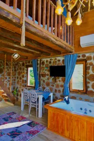 Miladi Suit Bungalow - Image 5