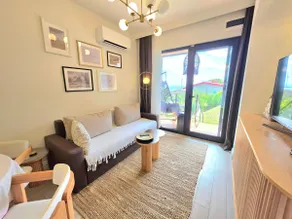 Beach House Flamingo - Image 2