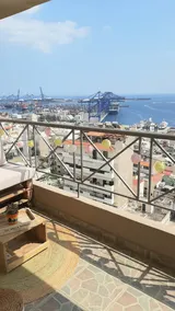 Skyline Vista - Sea View Apartment - Free Parking - Image 5