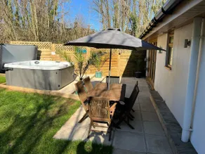 Torbay, luxurious, secluded cottage with hot tub - Image 4