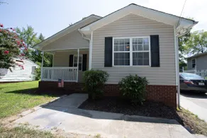 4 BR Cozy Concord house,6 Beds,25 mins to upt CLT - Image 2