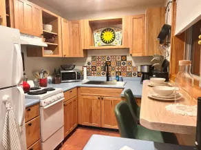 Creekside Commons Guest House - Image 3