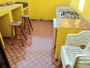House in downtown area of the city - Image 3