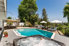 Mountain View• Solar-heated Pool •HotTub •GameRoom - Image 2