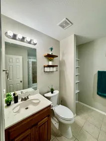 Cozy Retreat | Fast Wi-Fi - Image 3