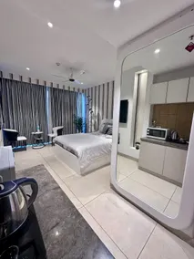Zebra Luxe Loft Studio with patio - Image 2