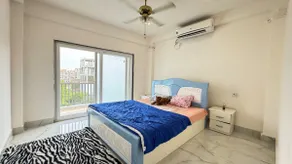 Grand Luxury Flat & Green Views 3BHK - Image 5