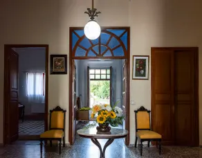 The Doctor's House - Image 3