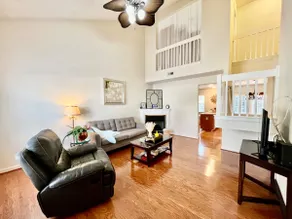 Cozy & Spacious home in GSO,NC - Image 2