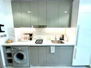 Beautiful furnished studio - Image 3