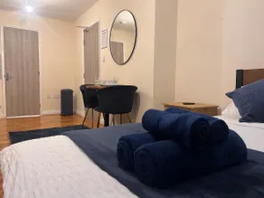 Stylish Studio in Central Luton - Image 5