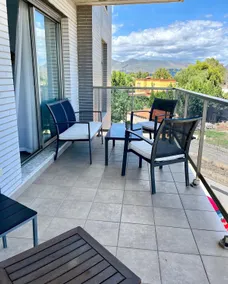 Bright and terrace with a view of the beach - Image 5