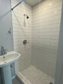 Small but Clean Studio Apt - Image 4