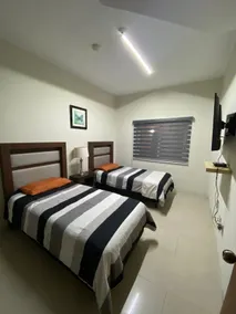1A condo with a pool in the marina - Image 3