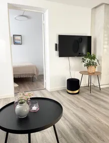 Cosy apartment in a peaceful area - Image 4