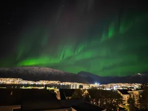 Tromsø View, Central, Free parking and EV-charger. - Image 2