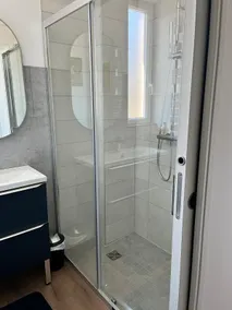 100% air-conditioned apartment with 160 cm bed, quiet & comfortable - Image 3